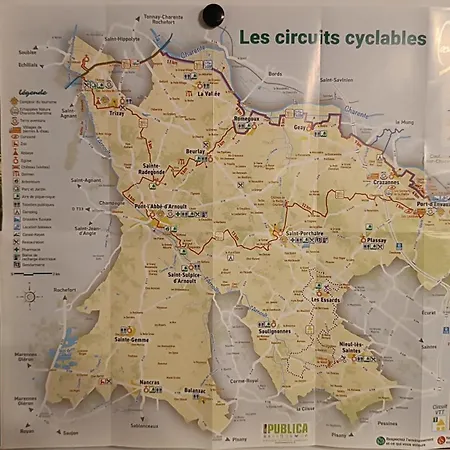 Meuble De Tourisme Petit Chail Savinien Feriehus Saint-Savinien